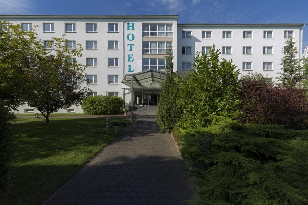 Big Reisehotel Wolfen Екстериор снимка