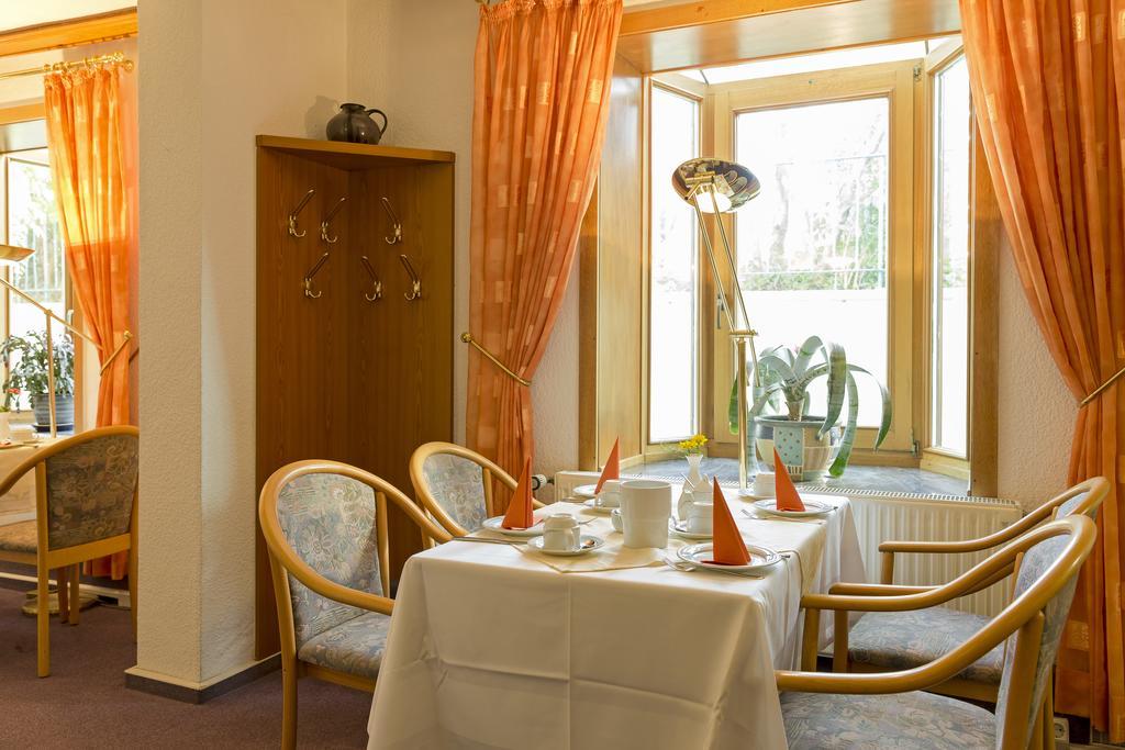 Big Reisehotel Wolfen Екстериор снимка